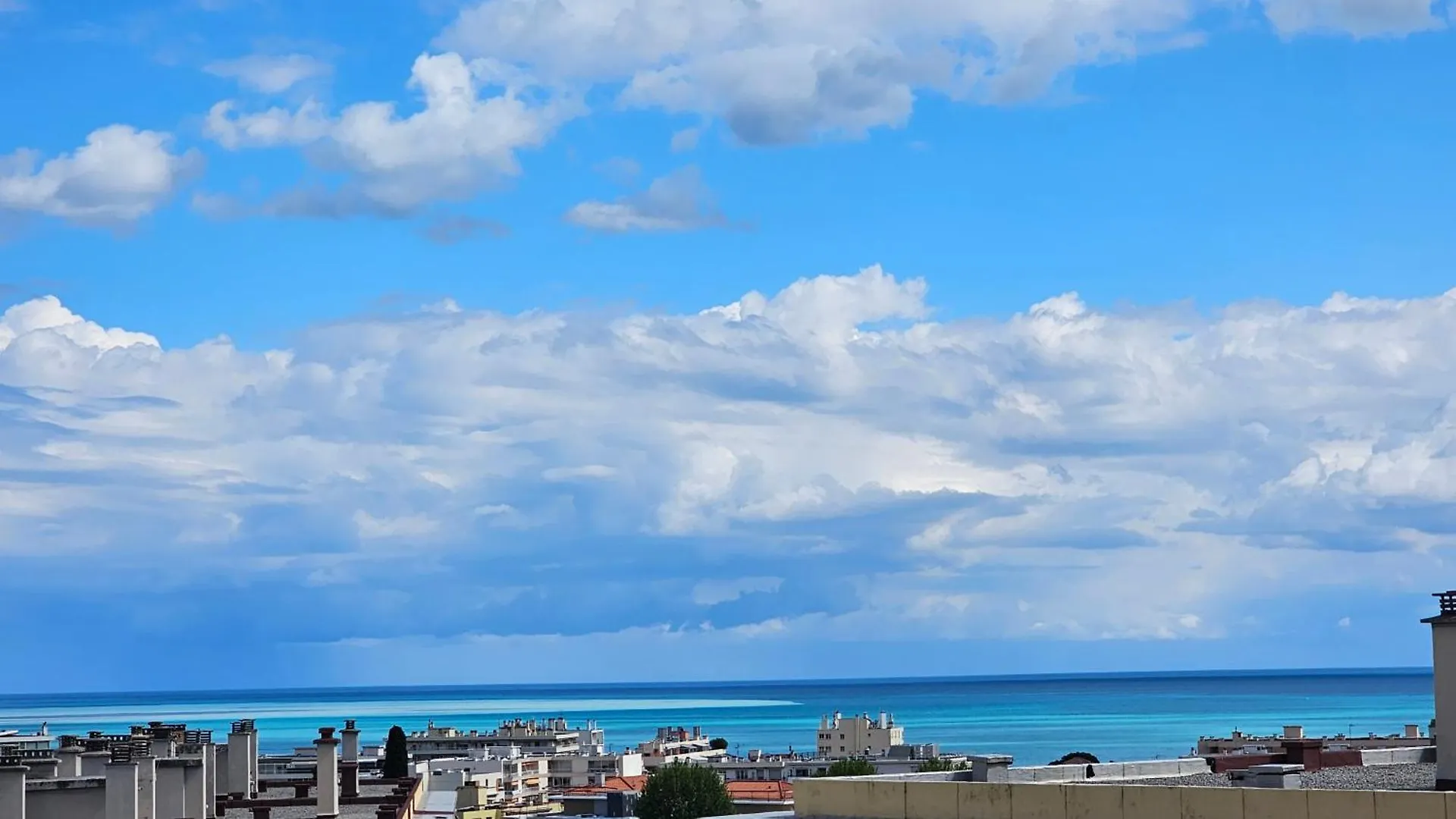 Apartment Studio Pas Loin De La Mer Parking Prive Cagnes-sur-Mer France